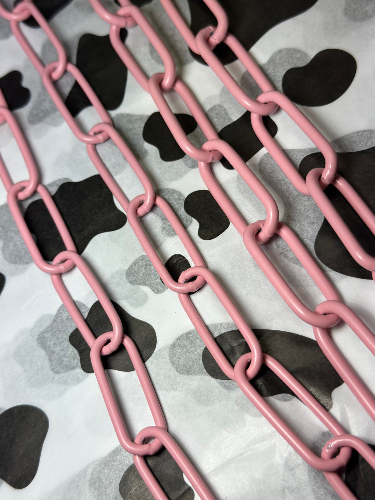 Łańcuszek zaciskowy 45/50 cm — baby pink