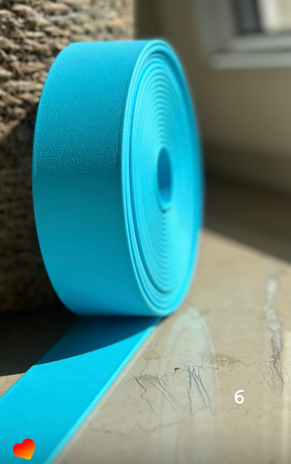 Personalizowana obrożą Biothane 38mm z oryginalną klamrą Cobra i pinami