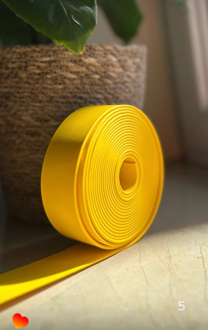 Personalizowana obrożą Biothane 38mm z oryginalną klamrą Cobra i pinami